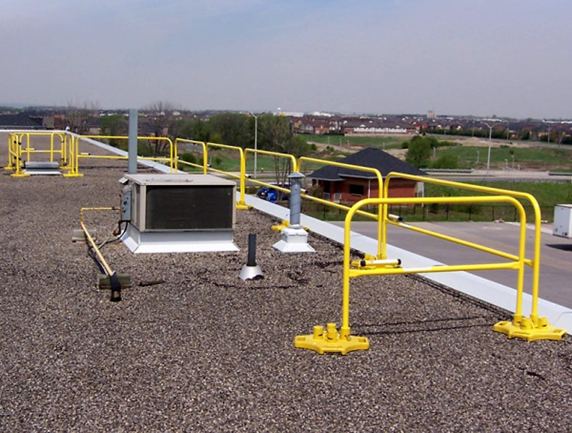 OSHA-Compliant Rooftop Guardrail - SafetyRail 2000 : BlueWater® US